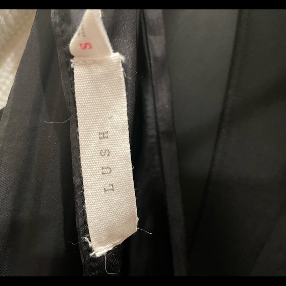 Lush wide-leg sleeveless jumpsuit - Picture 7 of 7